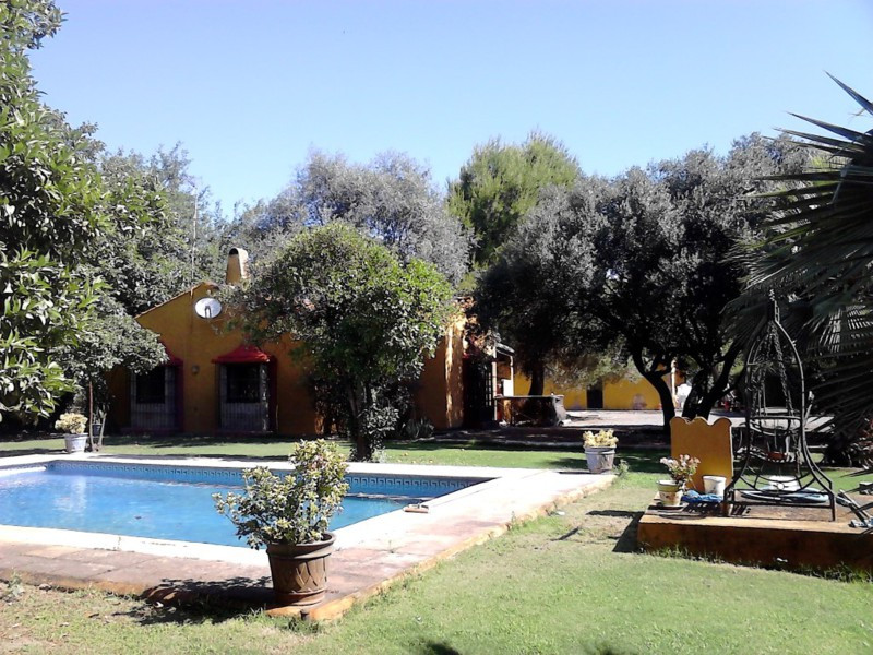 Country Property for sale in Sotogrande